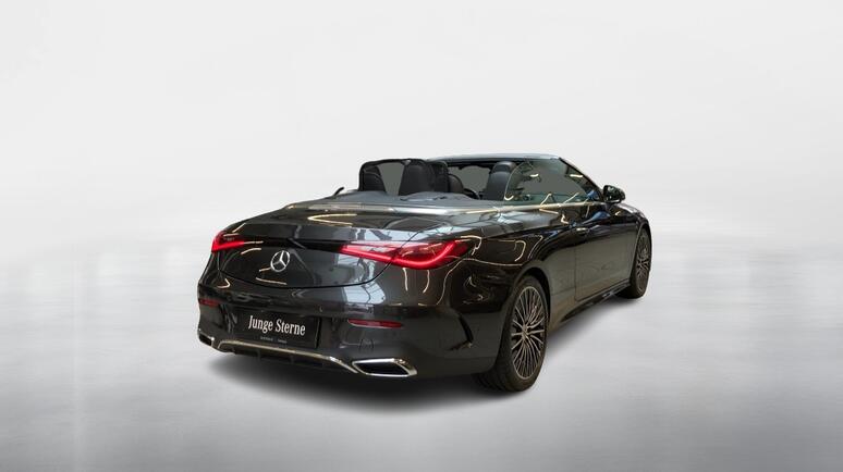 Mercedes-Benz - CLE 300 4MATIC Cabriolet