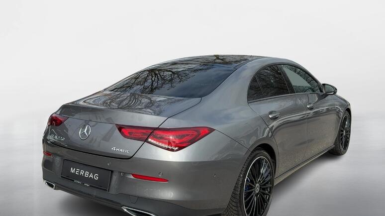 Mercedes-Benz - CLA 220 4MATIC Coupé