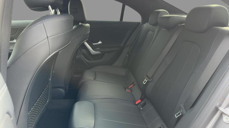 Mercedes-Benz - CLA 220 4MATIC Coupé