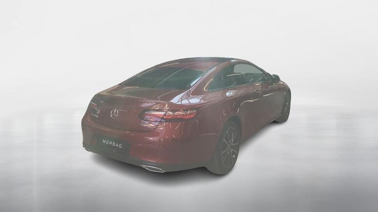 Mercedes-Benz - E 220 d 4MATIC Coupé