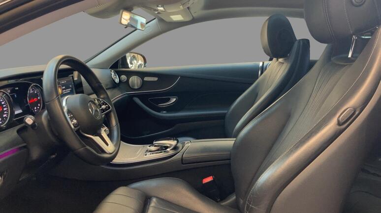 Mercedes-Benz - E 220 d 4MATIC Coupé