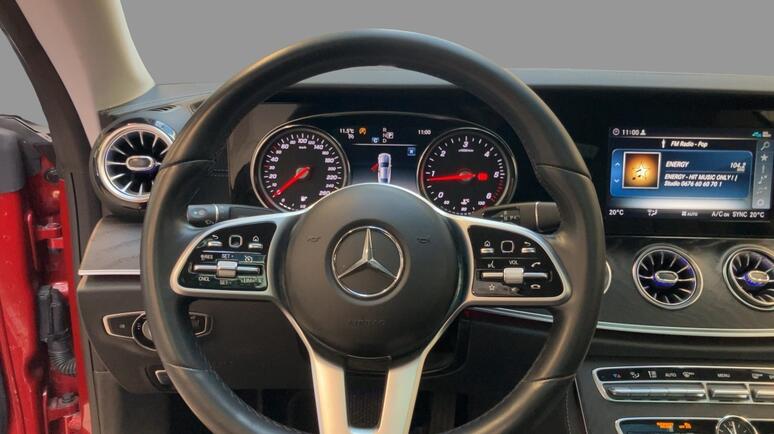 Mercedes-Benz - E 220 d 4MATIC Coupé