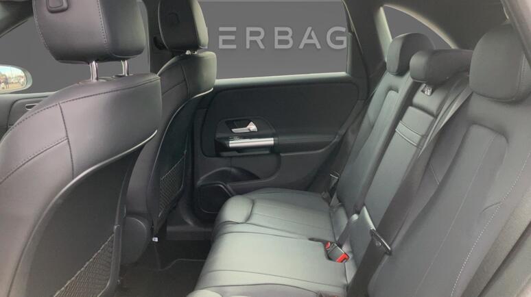 Mercedes-Benz - B 220 4MATIC
