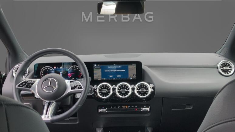 Mercedes-Benz - B 220 4MATIC