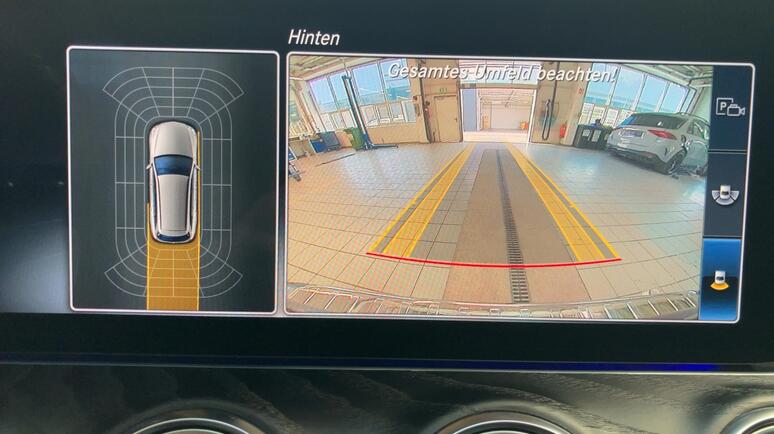 Mercedes-Benz - E 220 d T-Modell Austria Edition