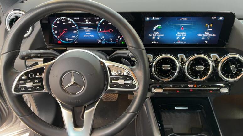Mercedes-Benz - GLA 180 d