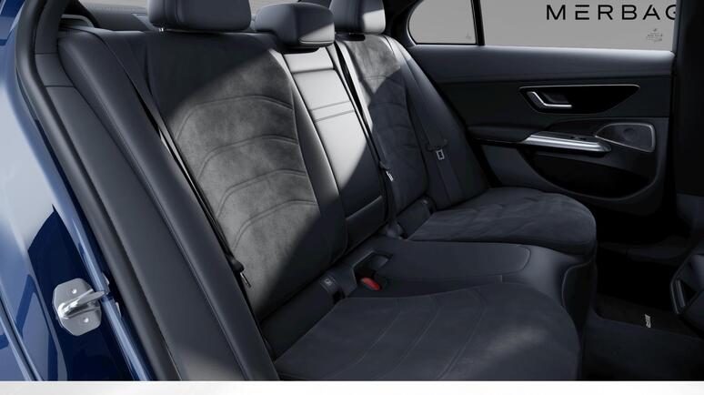 Mercedes-Benz - E 220 d 4MATIC AMG Line