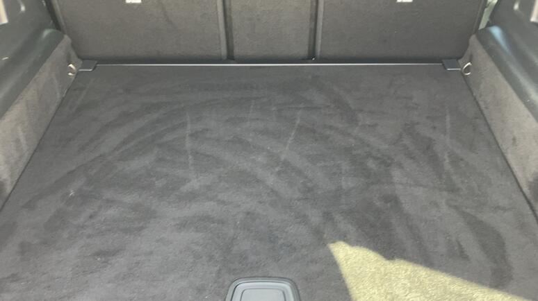 Mercedes-Benz - GLB 200 d