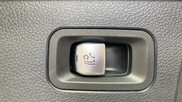 Mercedes-Benz - GLC 300 e 4MATIC