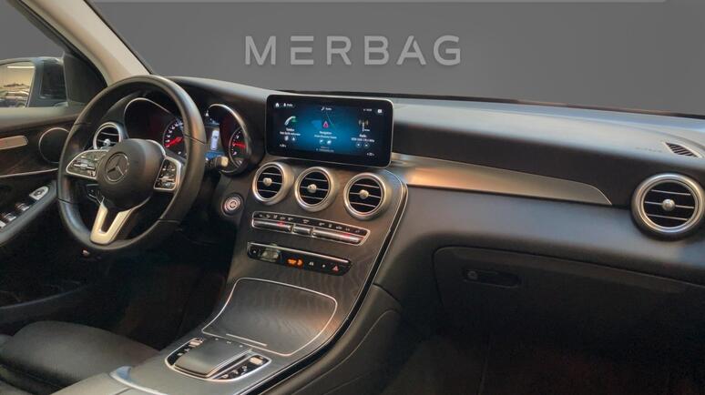 Mercedes-Benz - GLC 300 e 4MATIC