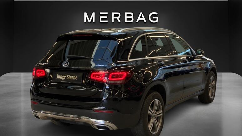 Mercedes-Benz - GLC 300 e 4MATIC