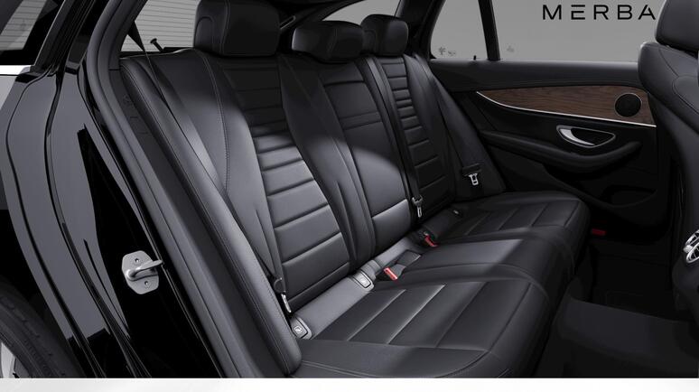 Mercedes-Benz - E 300 de 4MATIC T-Modell