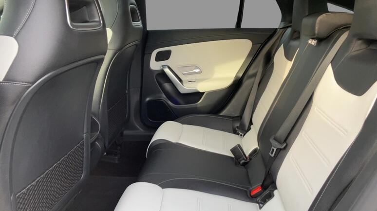 Mercedes-Benz - CLA 220 d Shooting Brake