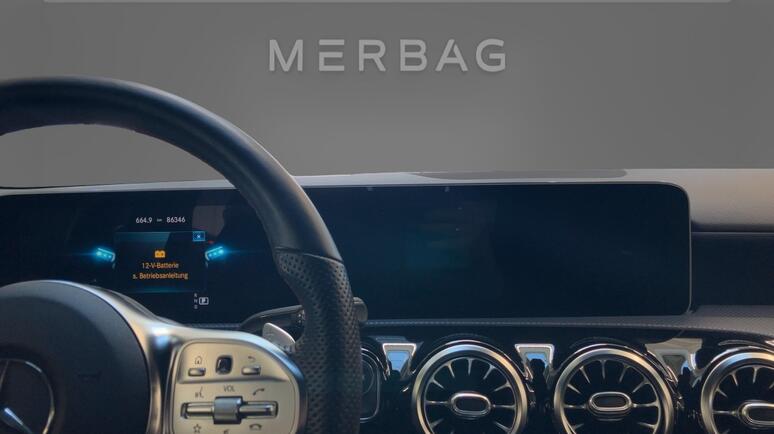 Mercedes-Benz - A 200 Kompaktlimousine AMG Line