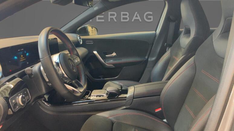 Mercedes-Benz - A 200 Kompaktlimousine AMG Line