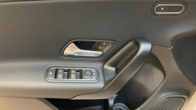 Mercedes-Benz - A 180 d Kompaktlimousine Österreich-Edition