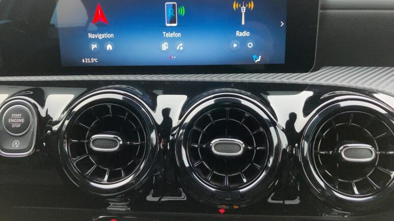 Mercedes-Benz - A 180 d Kompaktlimousine Österreich-Edition