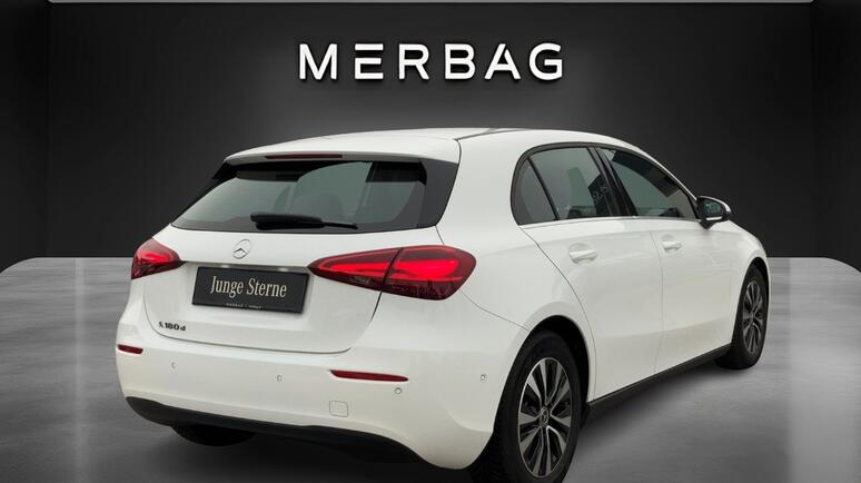 Mercedes-Benz - A 180 d Kompaktlimousine Österreich-Edition