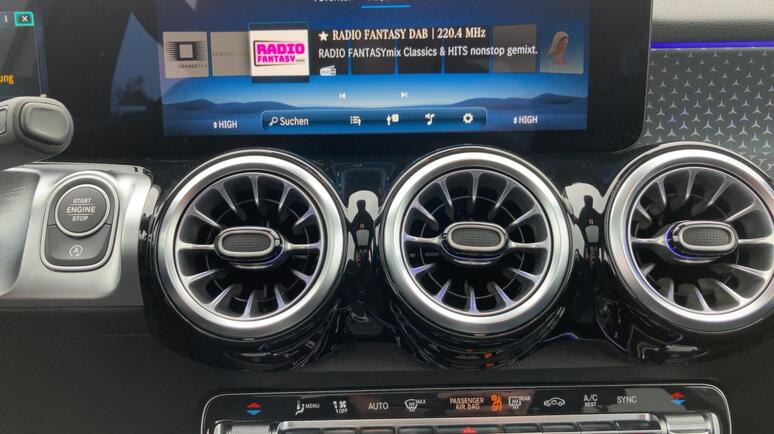 Mercedes-Benz - GLB 220 d 4MATIC AMG Line