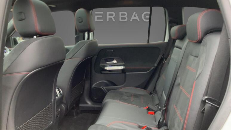 Mercedes-Benz - GLB 220 d 4MATIC AMG Line