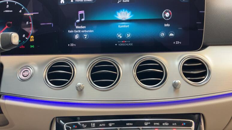 Mercedes-Benz - E 300 d 4MATIC T-Modell