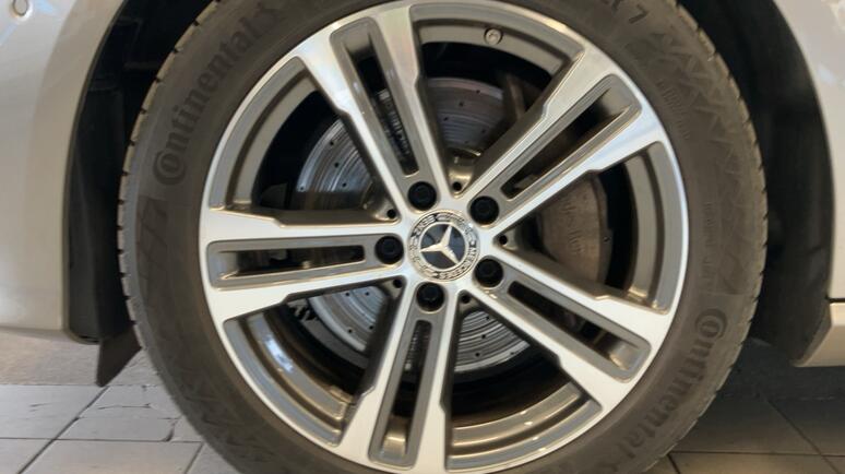 Mercedes-Benz - E 300 d 4MATIC T-Modell