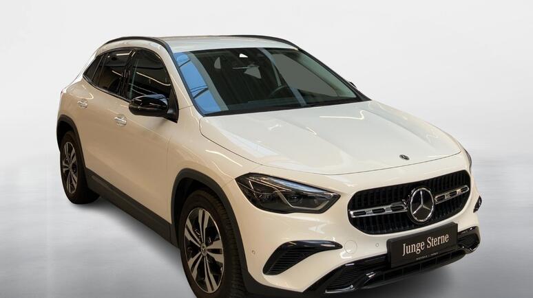 Mercedes-Benz - GLA 200