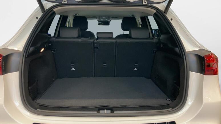 Mercedes-Benz - GLA 200