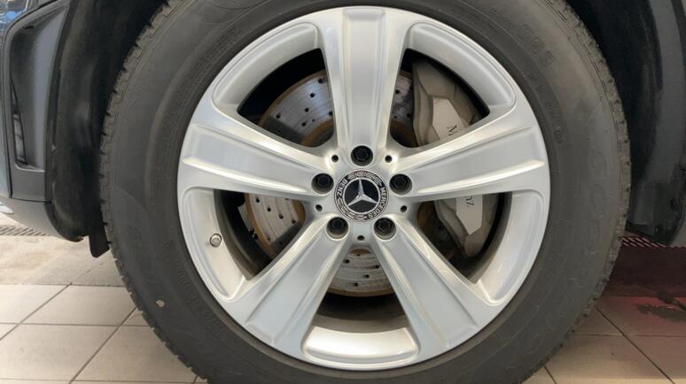 Mercedes-Benz - GLC 300 de 4MATIC