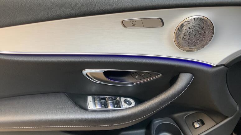 Mercedes-Benz - E 300 de T-Modell