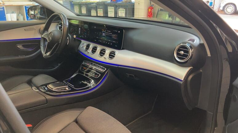 Mercedes-Benz - E 300 de T-Modell