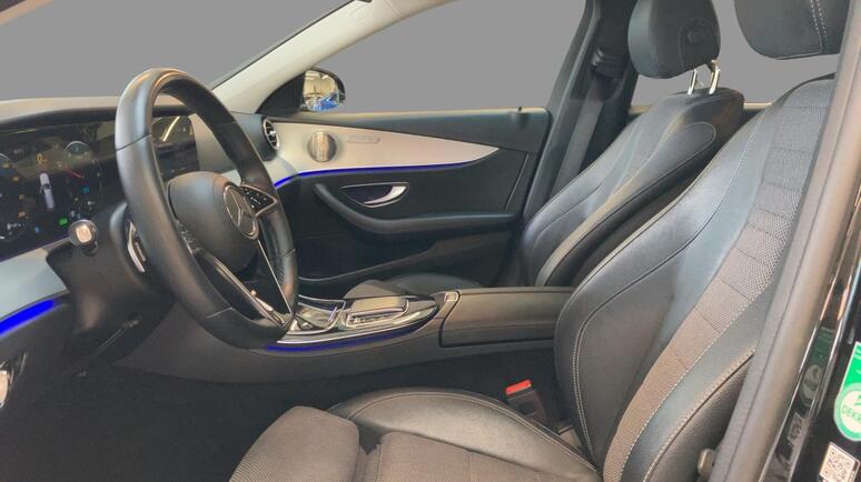Mercedes-Benz - E 300 de T-Modell
