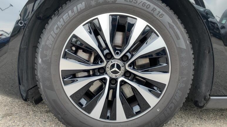 Mercedes-Benz - A 180 d Kompaktlimousine Österreich-Edition