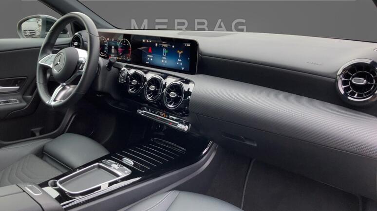 Mercedes-Benz - A 180 d Kompaktlimousine Österreich-Edition