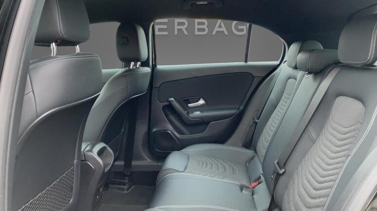 Mercedes-Benz - A 180 d Kompaktlimousine Österreich-Edition