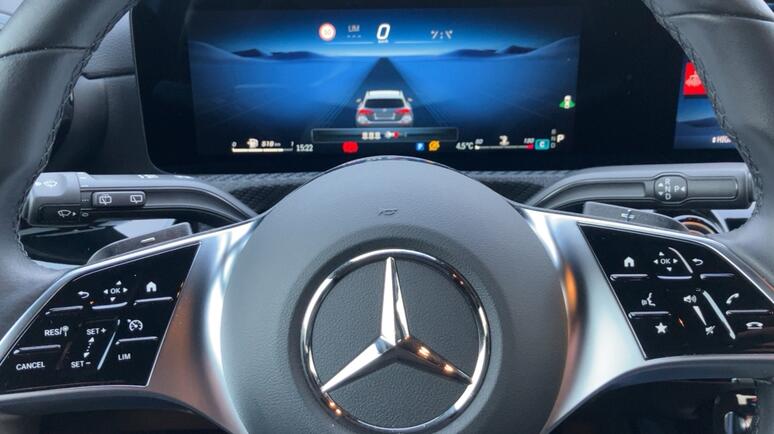 Mercedes-Benz - A 180 d Kompaktlimousine Österreich-Edition