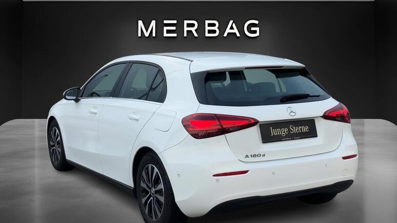 Mercedes-Benz - A 180 d Kompaktlimousine Österreich-Edition