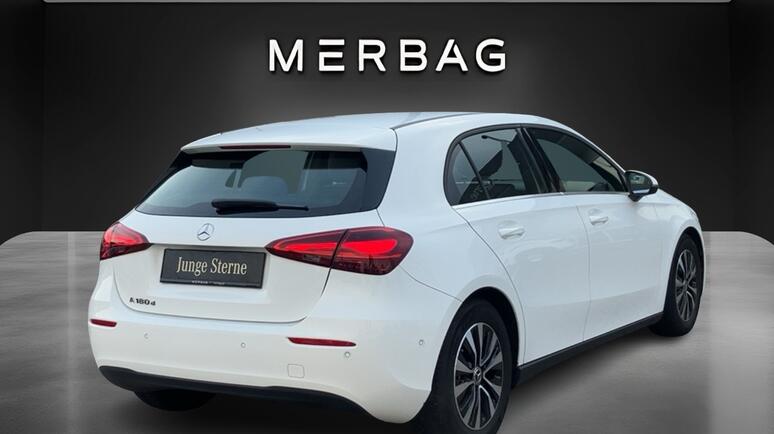Mercedes-Benz - A 180 d Kompaktlimousine Österreich-Edition