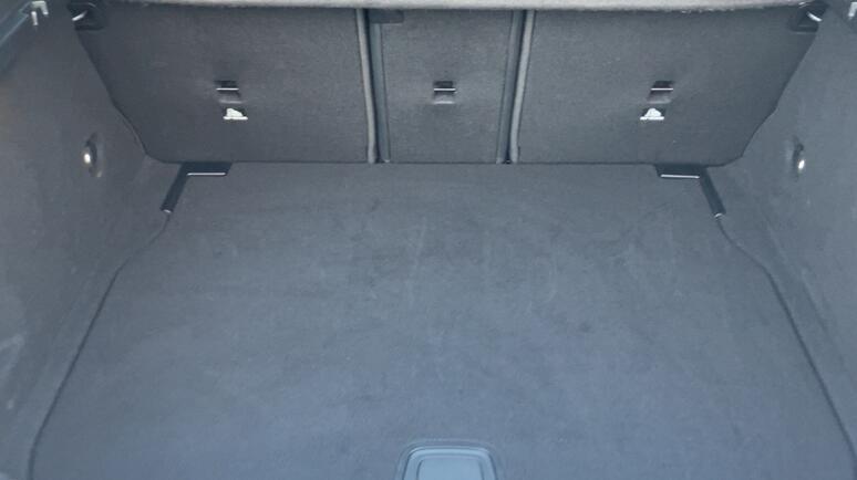 Mercedes-Benz - A 180 d Kompaktlimousine Österreich-Edition