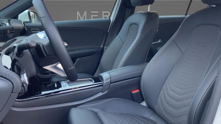 Mercedes-Benz - A 180 d Kompaktlimousine Österreich-Edition