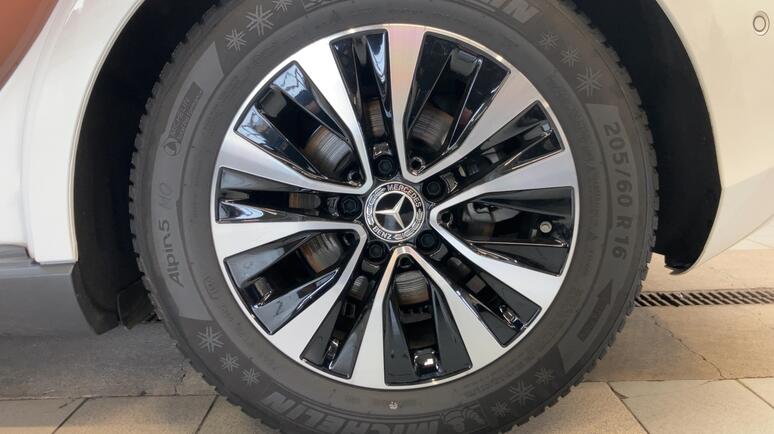 Mercedes-Benz - A 180 d Kompaktlimousine Österreich-Edition