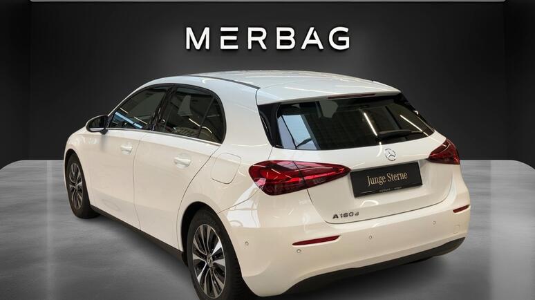 Mercedes-Benz - A 180 d Kompaktlimousine Österreich-Edition