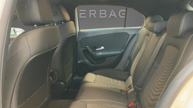 Mercedes-Benz - A 180 d Kompaktlimousine Österreich-Edition