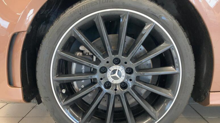 Mercedes-Benz - A 250 e Kompaktlimousine