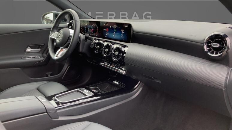 Mercedes-Benz - A 180 d Kompaktlimousine Österreich-Edition