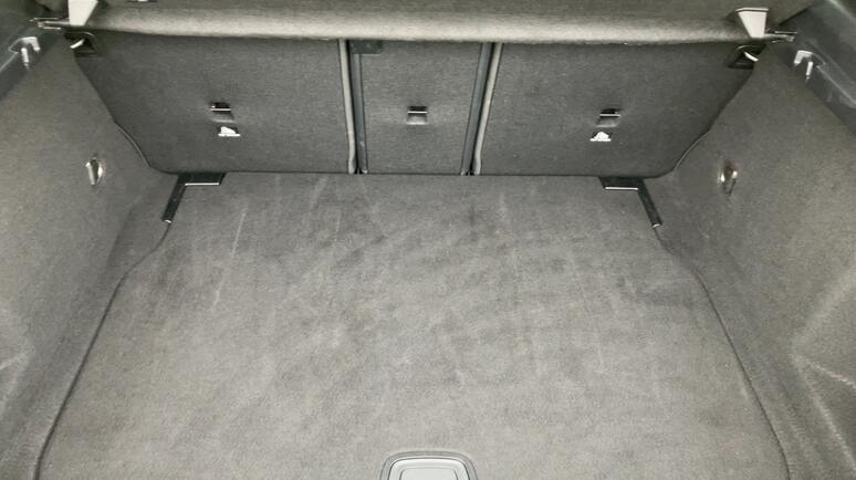 Mercedes-Benz - A 180 d Kompaktlimousine Österreich-Edition