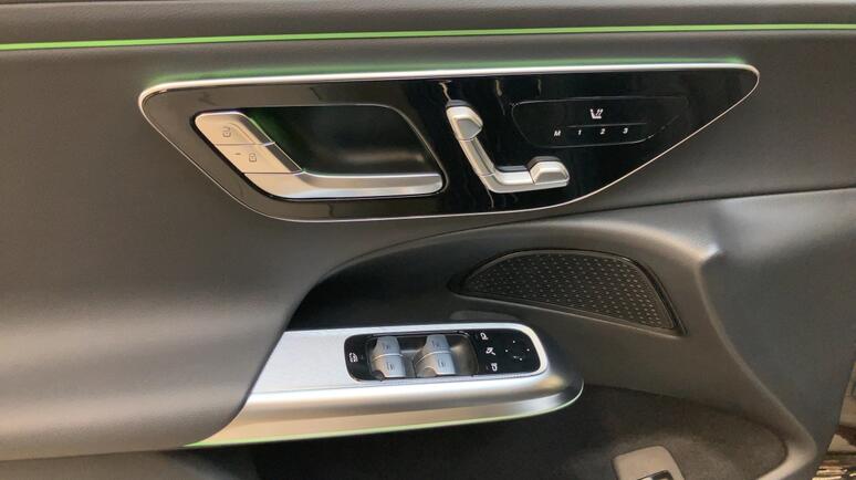 Mercedes-Benz - E 300 de 4MATIC T-Modell