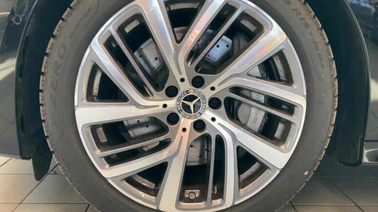 Mercedes-Benz - E 300 de 4MATIC T-Modell