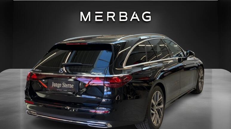 Mercedes-Benz - E 300 de 4MATIC T-Modell