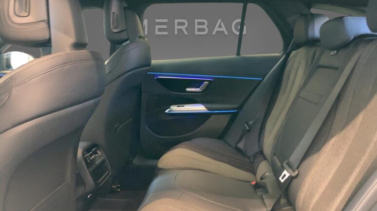 Mercedes-Benz - E 300 de 4MATIC T-Modell